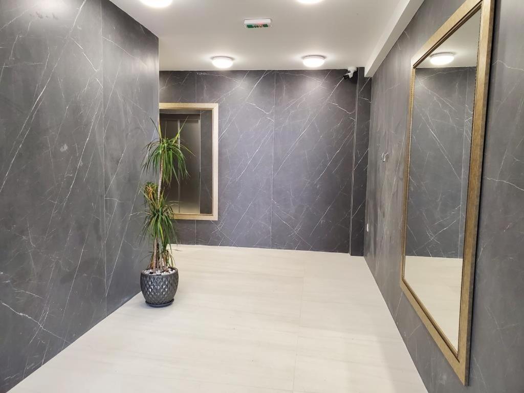 Apartman Natasa Sa Podzemnom Garazom บันยาลูกา ภายนอก รูปภาพ