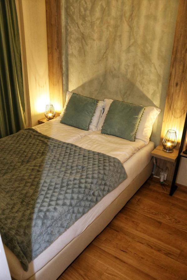 Apartman Natasa Sa Podzemnom Garazom บันยาลูกา ภายนอก รูปภาพ