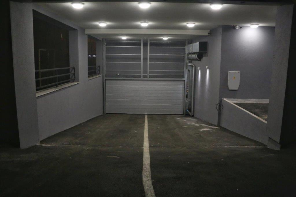 Apartman Natasa Sa Podzemnom Garazom บันยาลูกา ภายนอก รูปภาพ